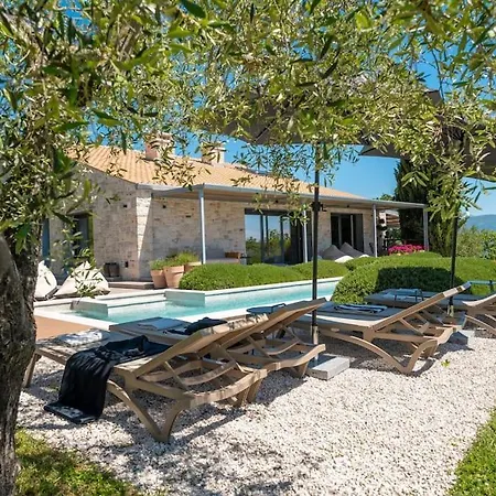 Villa Poimon By Istrialux